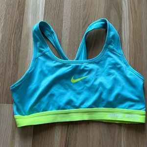 Blue/Green Nike Dry fit Sports Bra Size Medium